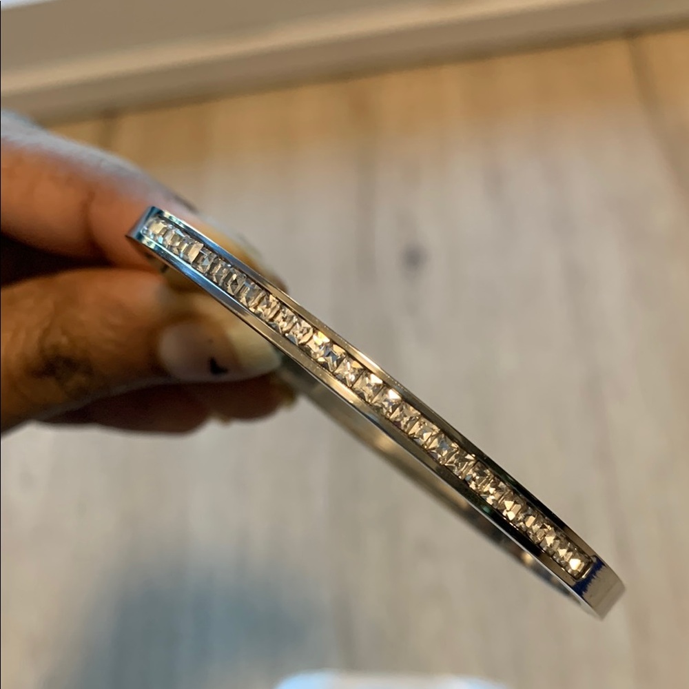 Chic Silver Bangle Bracelet